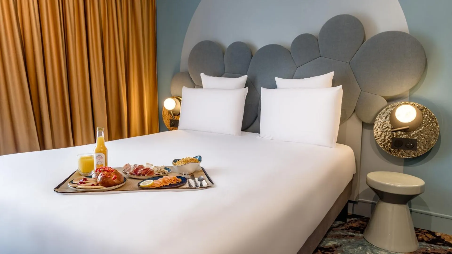 Mercure Annecy Centre 4*,