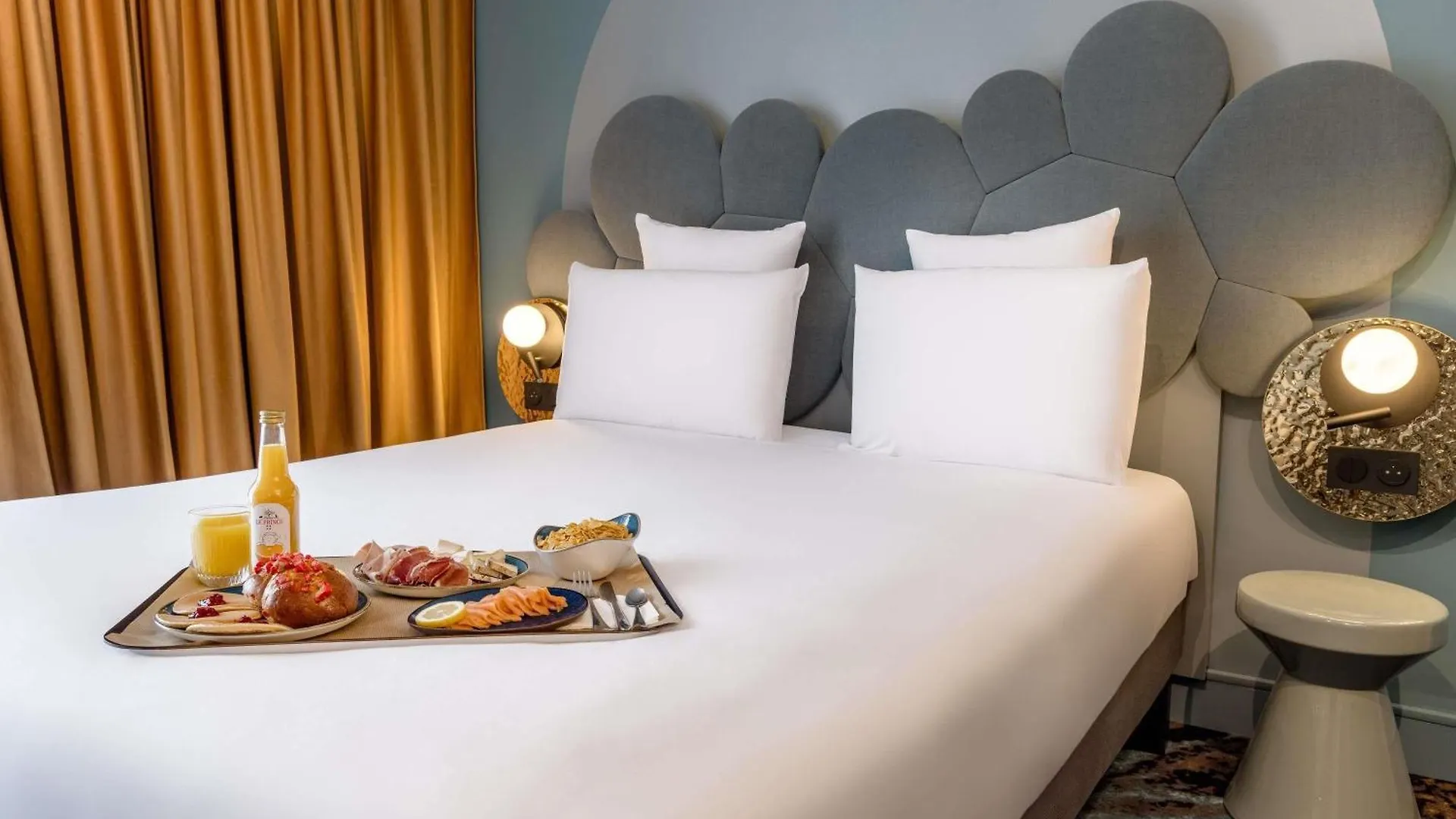Mercure Annecy Centre 4*,